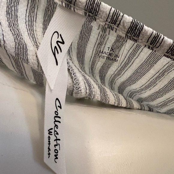 NY Collection grey and white striped top - Picture 3 of 5